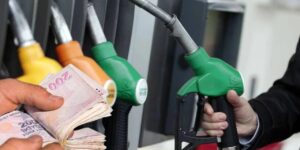 Akaryakıt Piyasasında Şok Dalgası: Benzine Yansıyan Bilinmezlik! Fiyatlar Hızla Yükseliyor!