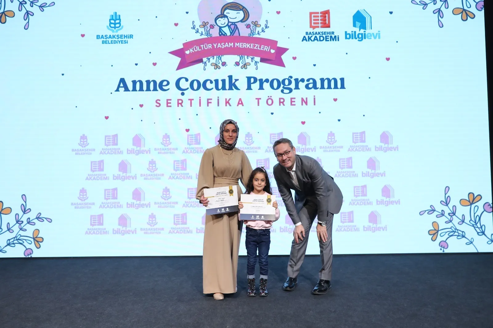 basaksehir anne cocuk merkezinde sertifika toreni gerceklestirildi 1 5inCYHnh