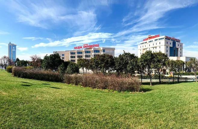 İGÜ’lü öğrencilerin projelerine TÜBİTAK desteği 